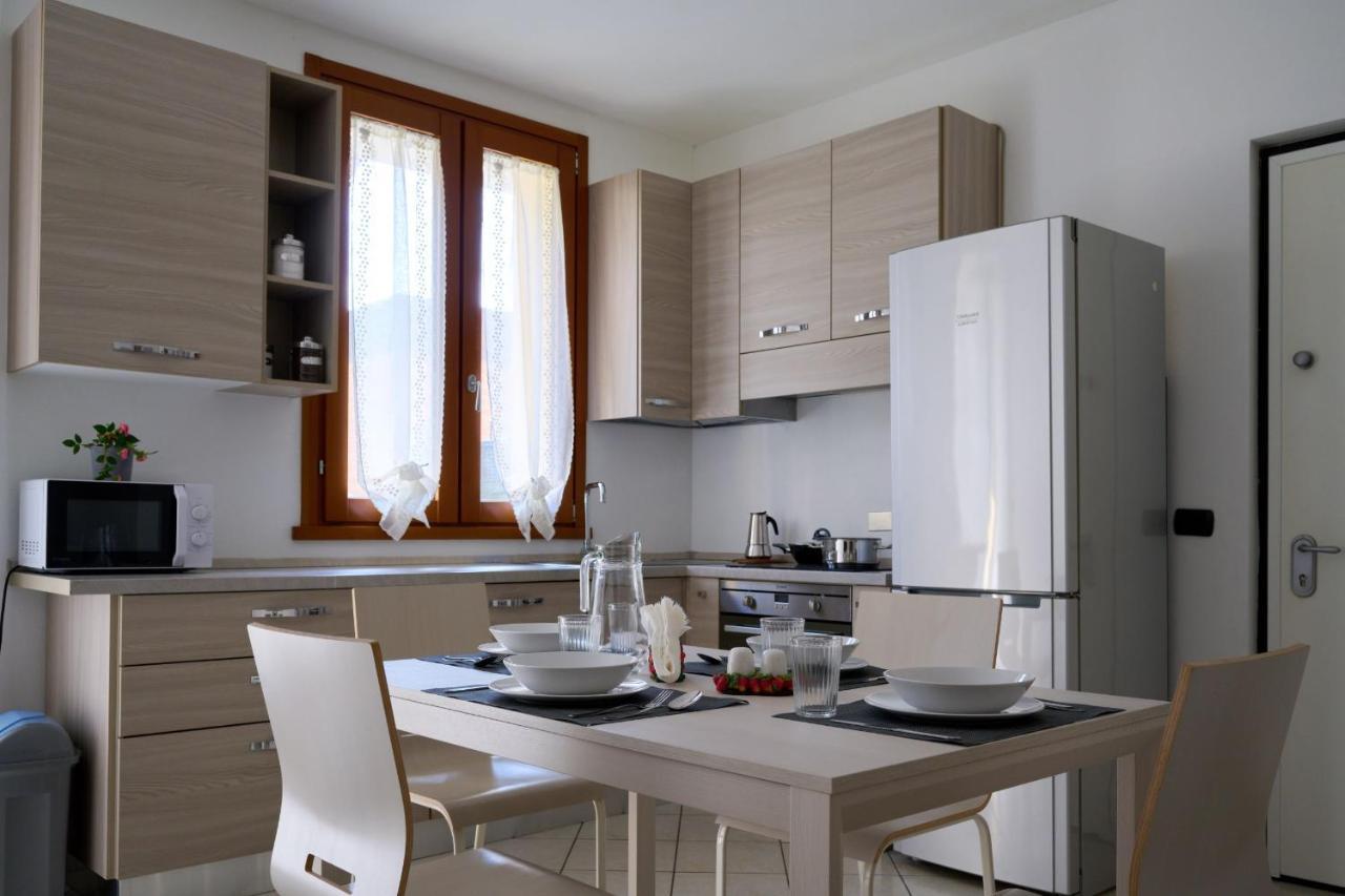 Apartamento La Casa Dei Tigli - Bilocale Con Taverna E Giardino Gorgonzola Exterior foto